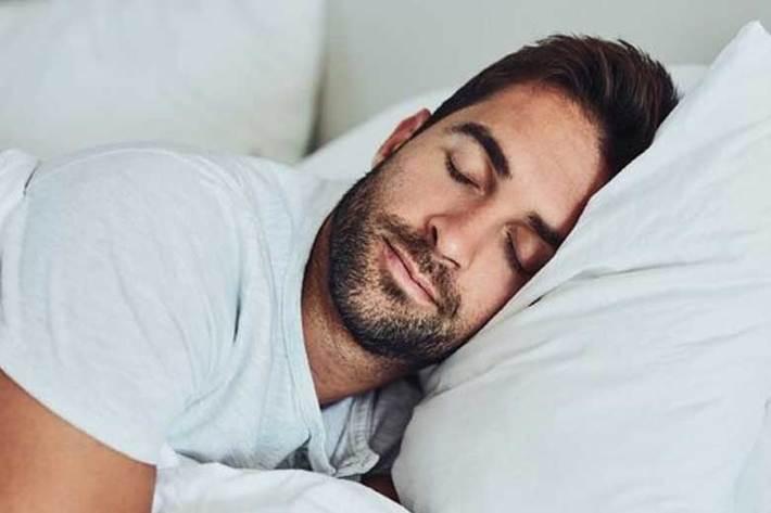 شب ها با این خوراکی ها راحت تر بخوابید