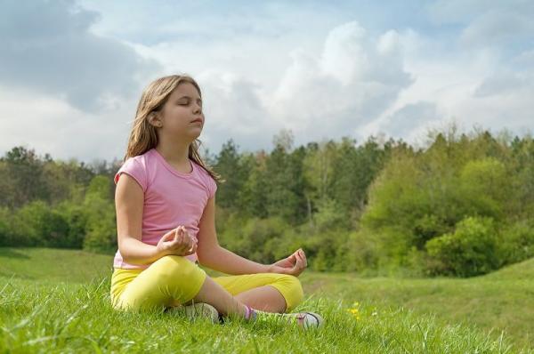 یوگا برای بچه ها؛ برترین حرکات را بیاموزید